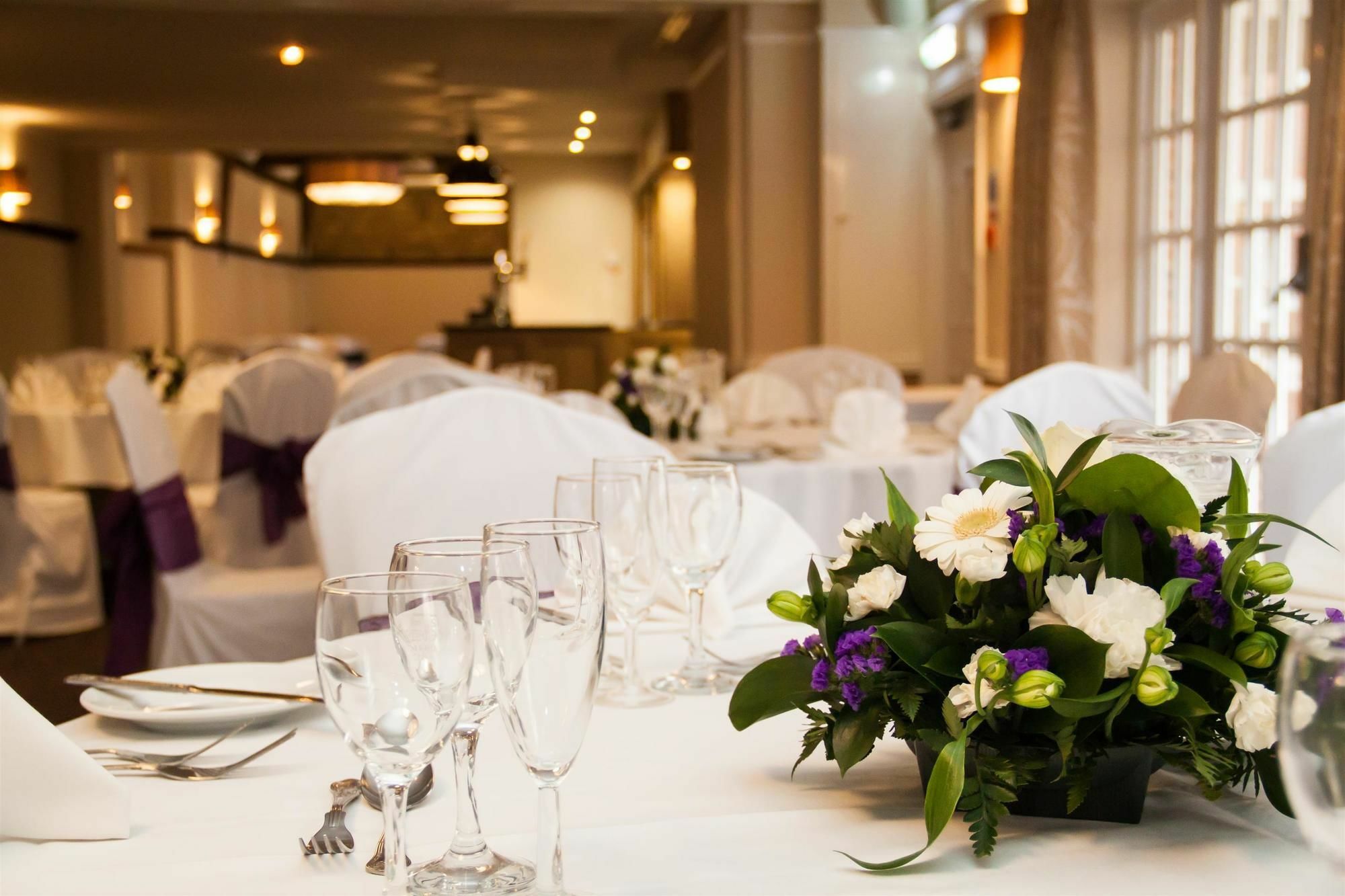 Lion Hotel Worksop Ngoại thất bức ảnh